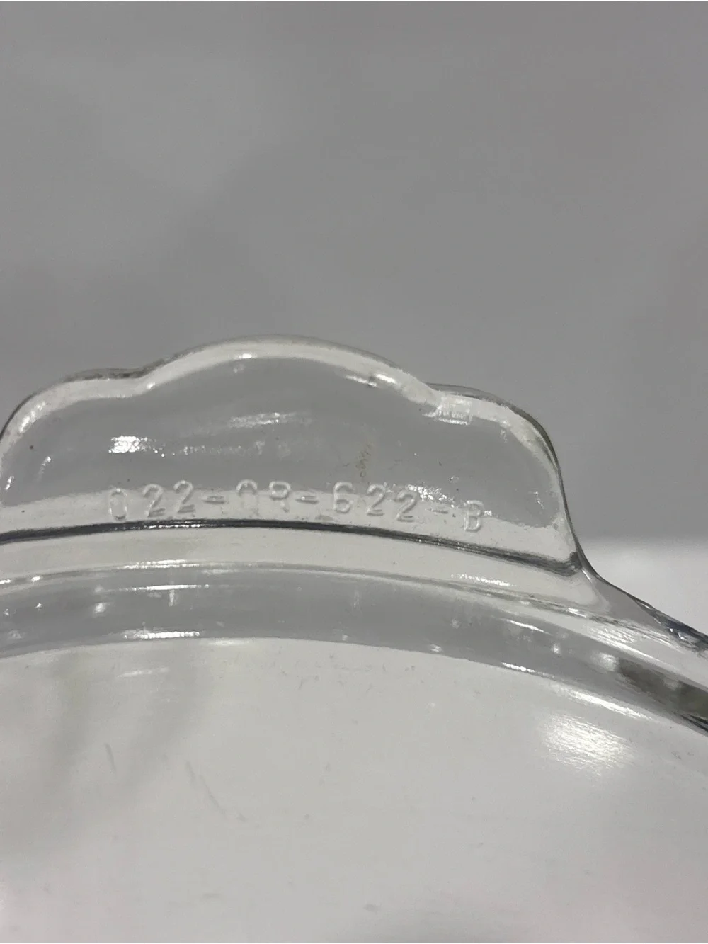 Clear Glass Lidded Pyrex vintage casserole - Floral Etch